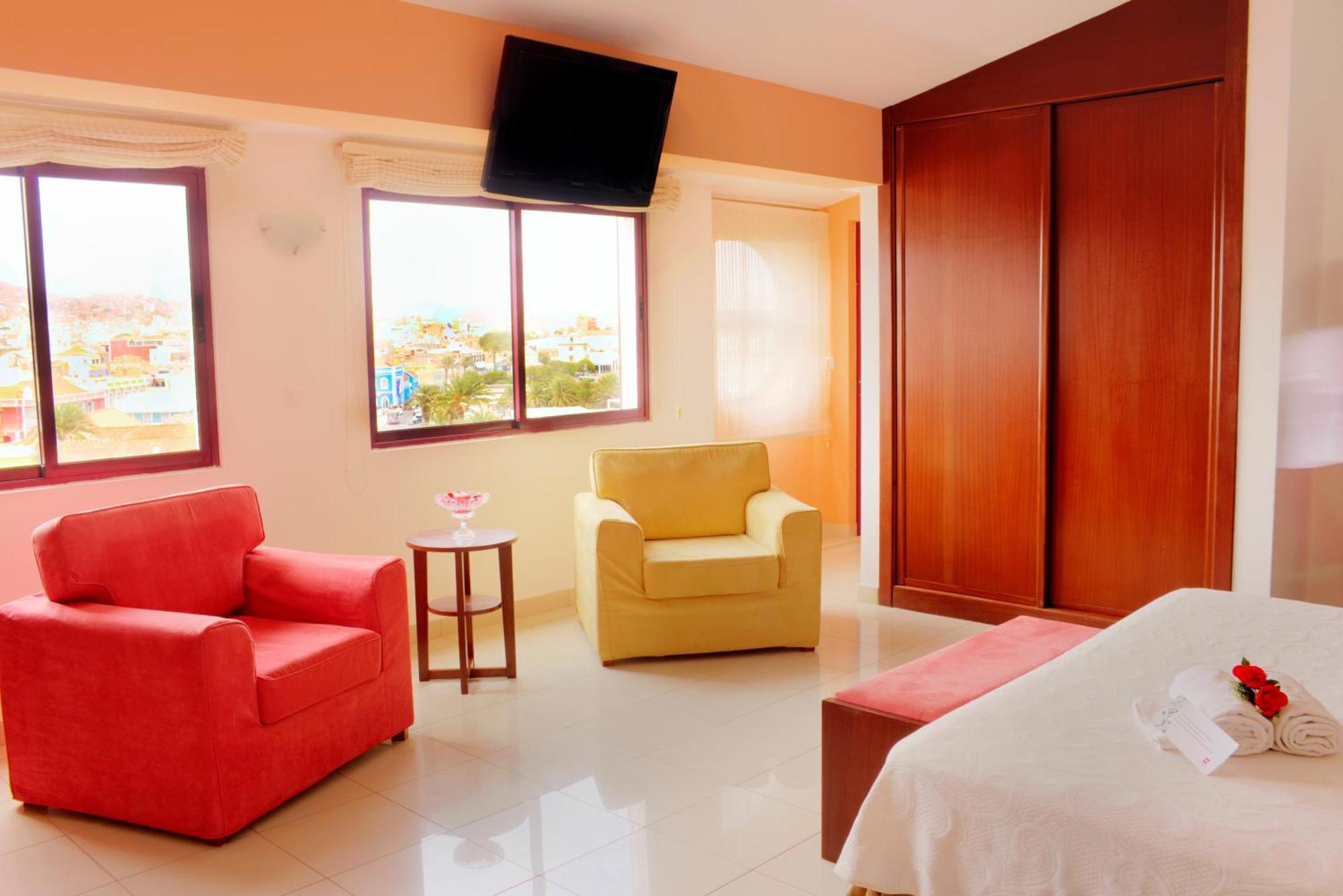 Hotel Livvo Don Paco Mindelo Exterior photo