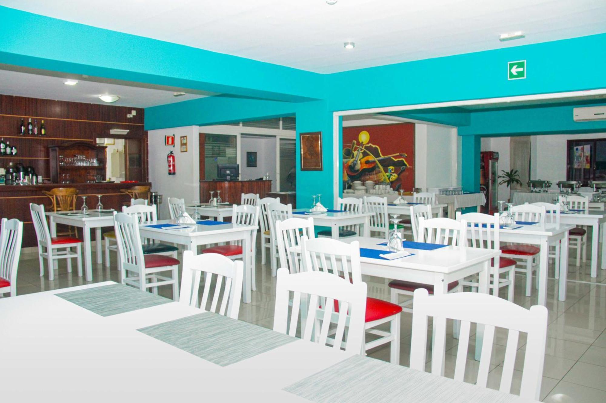Hotel Livvo Don Paco Mindelo Exterior photo