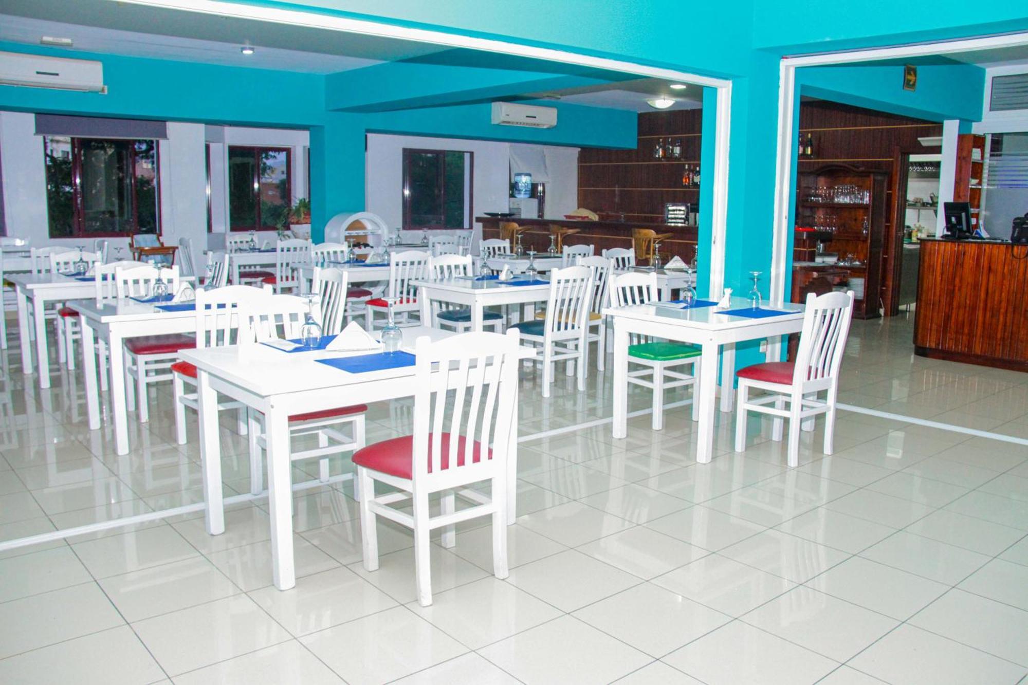 Hotel Livvo Don Paco Mindelo Exterior photo